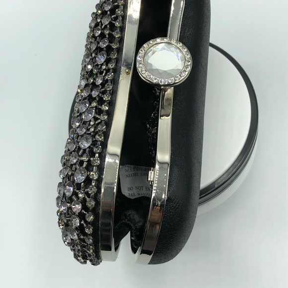 Elegant ladies black decorated in stainless - Picture 3 of 4